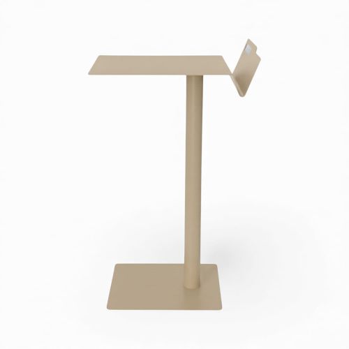 שולחן צד SKIP בצבע 