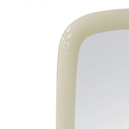 מראה לתלייה FINE בצבע 