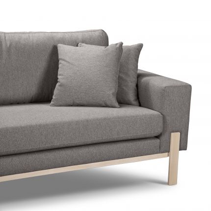 ספה תלת מושבית עם רגלי עץ SLAY בצבע GEMMA אפור בהיר 