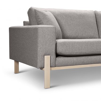 ספה תלת מושבית עם רגלי עץ SLAY בצבע GEMMA אפור בהיר 