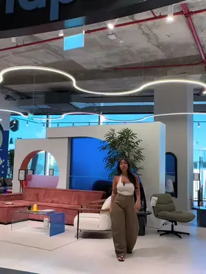 אם חיפשתם תירוץ להחליף את הסלון לחג… הנה, סידרנו לכם אחד. כי במחיר הזה יהיה לכם קשה לסרב 